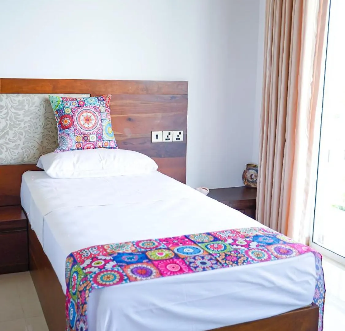 La Casablanca Tourist Hotel Negombo