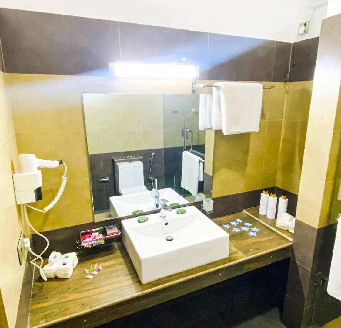 La Casablanca Tourist Hotel Negombo 3*,  Šrí Lanka