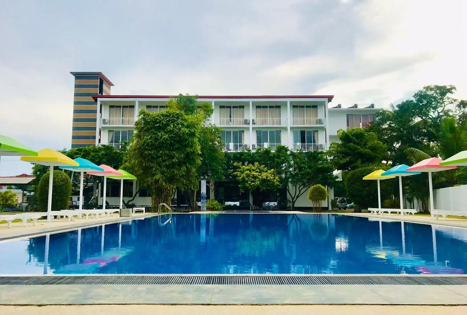 kontakty La Casablanca Tourist Hotel