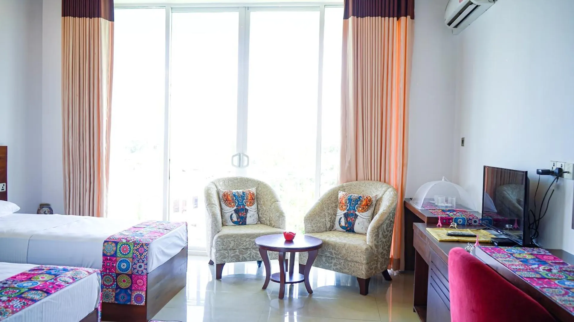 La Casablanca Tourist Hotel 니곰보